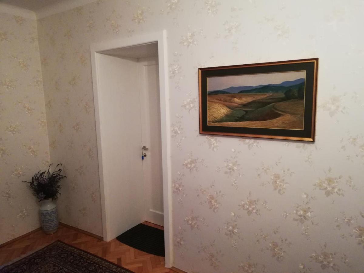 Sobe Sabec Bed and Breakfast Postojna Buitenkant foto