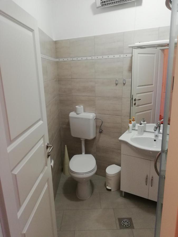 Sobe Sabec Bed and Breakfast Postojna Buitenkant foto